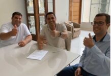 Prefeito assina homologação do concurso de Itaberaba Prefeito assina homologação do concurso de Itaberaba