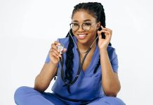 Governador anuncia processo seletivo para contratação de 3.778 profissionais de saúde na Bahia Governador anuncia processo seletivo para contratação de 3.778 profissionais de saúde na Bahia